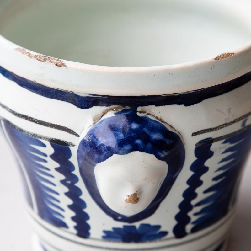 SMALL 18TH CENTURY BLUE AND WHITE FAIENCE CACHE POT