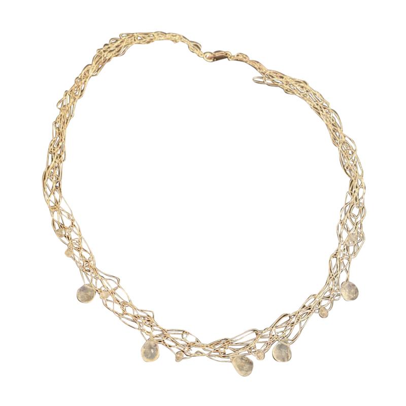 SUSAN FREDA Dainty spun necklace with quartz 23 