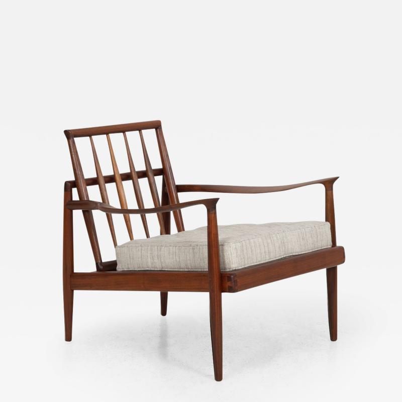 Sam Maloof Hunter Lounge Chair in solid Oiled Walnut 1950s