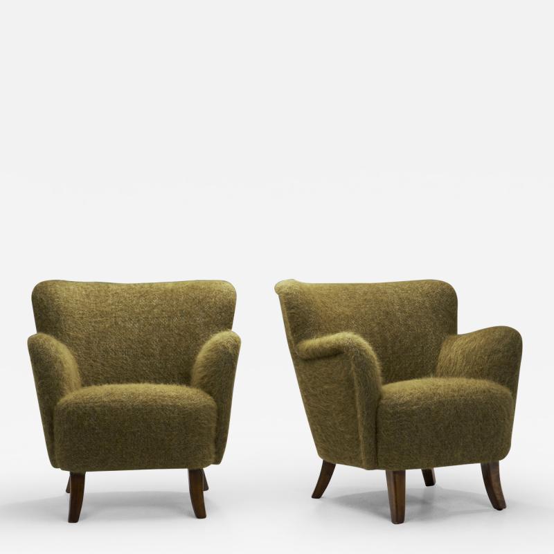 Scandinavian Mid Century Modern Armchairs in Green Wool Scandinavia 1950s