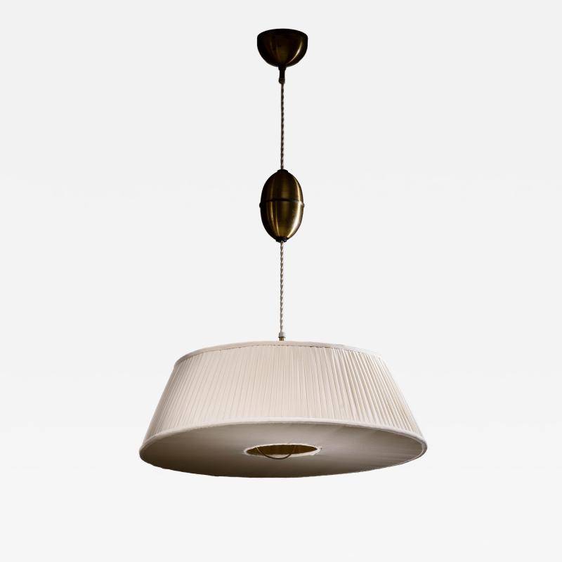 Scandinavian Modern height adjustable pendant