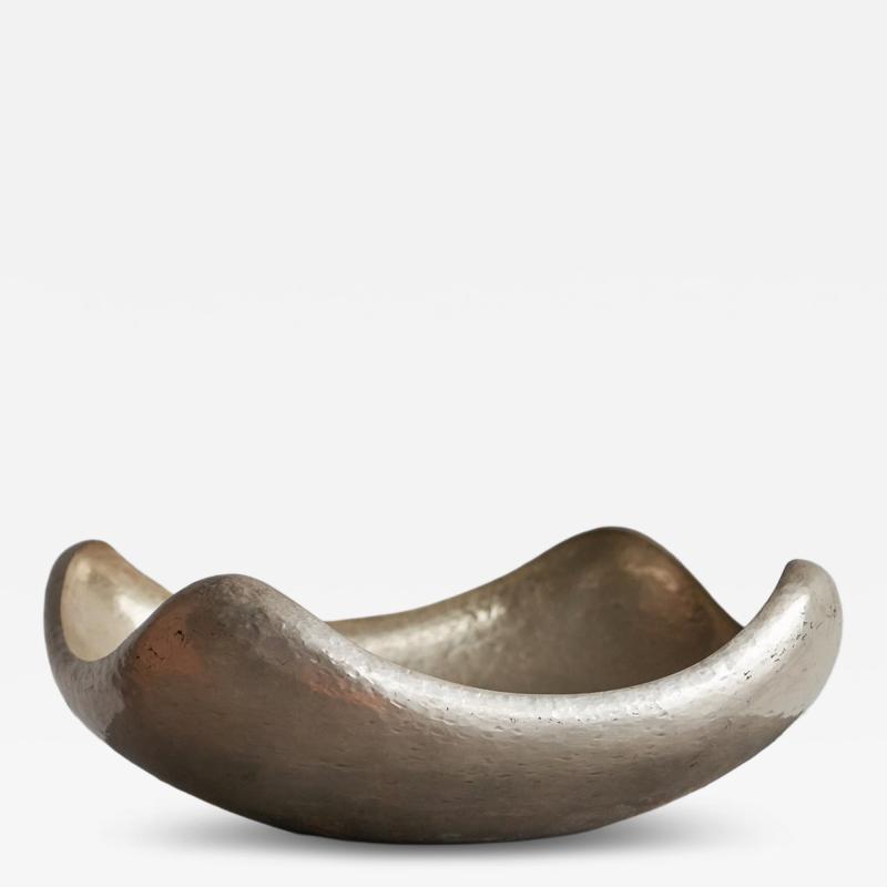Sculptural Mid Century Centerpiece in Hand Hammered Silver Plated Metal
