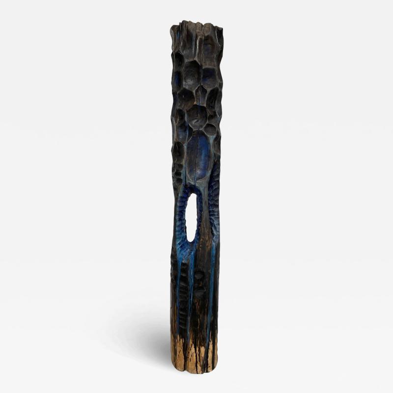 Sculpture blue totem 