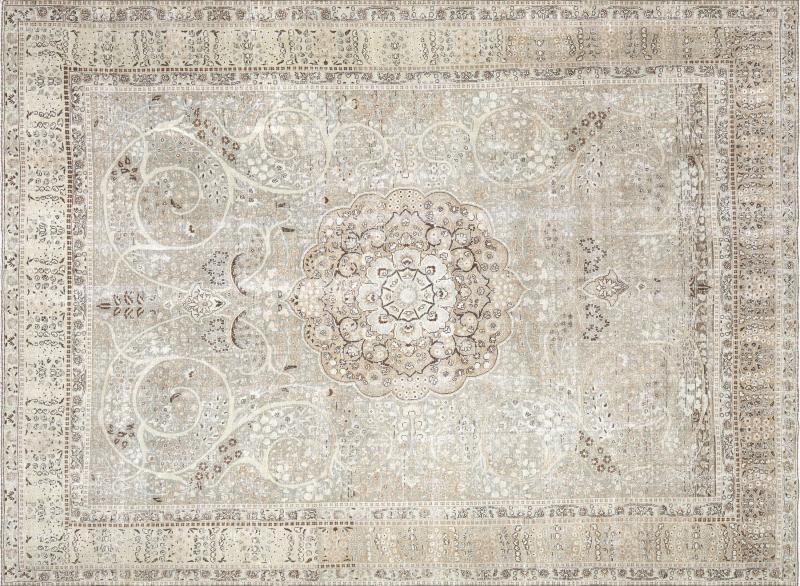 Semi Antique Persian Tabriz Rug 92 x 126 
