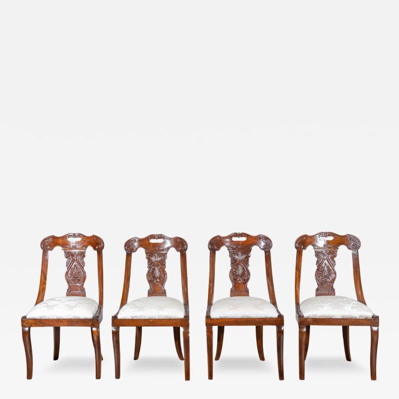 Set of Four 19th Century Lombard Gondola Chairs in Carved Walnut