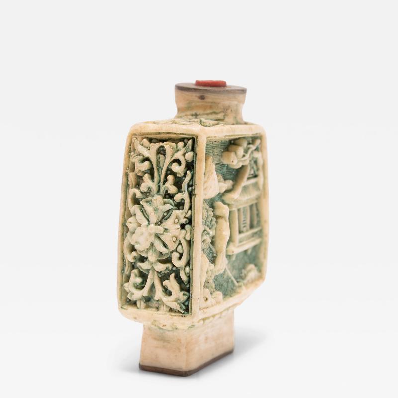 Shan Shui Relief Snuff Bottle