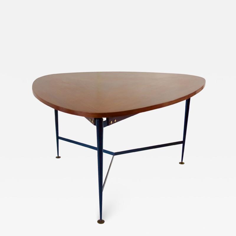 Silvio Cavatorta Fine three feet Silvio Cavatorta large teak triangular round dining table 1950