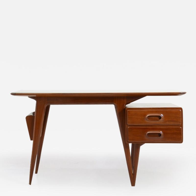 Silvio Cavatorta Stunning desk table in cherry wood with drawers locked on the side