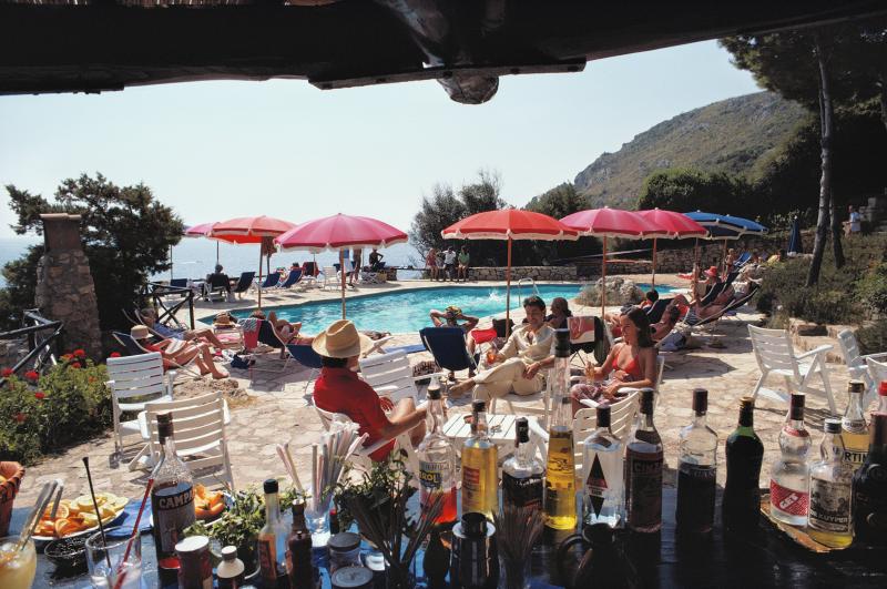 Slim Aarons Poolside Bar