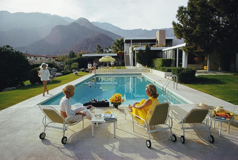 Slim Aarons Poolside Gossip