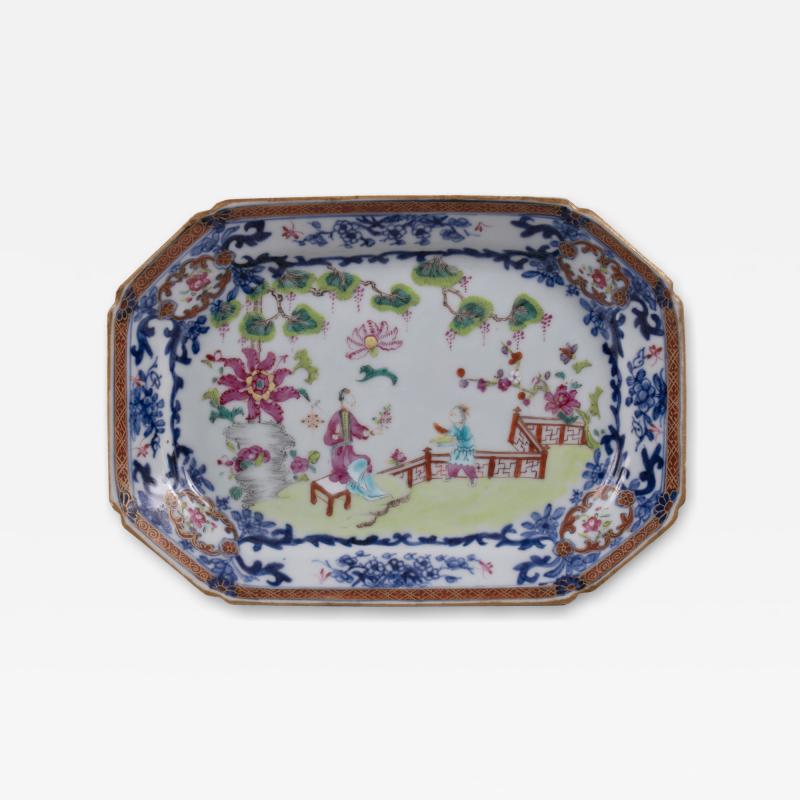 Small Chinese Export Platter from the Van Cortlandt Service c 1770 7 x 10 