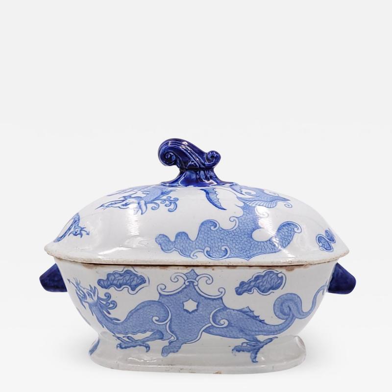 Small English Porcelain Sauce Tureen in the Chinese Taste circa 1900