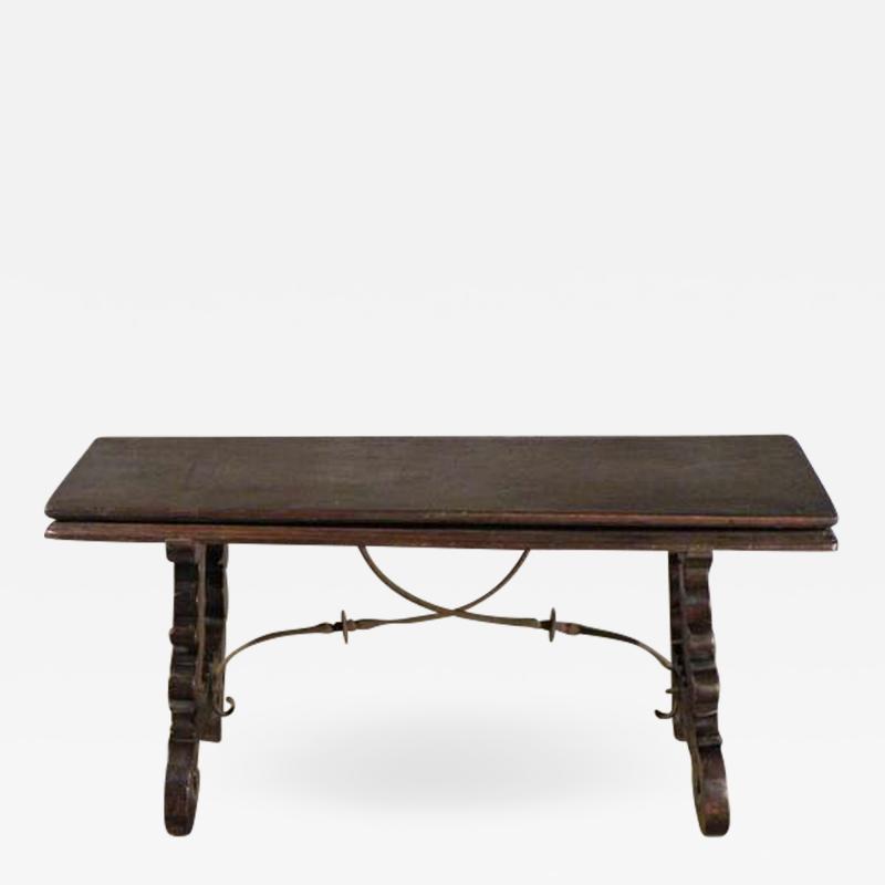 Spanish Baroque 17th century walnut Flip Bench or Low Table