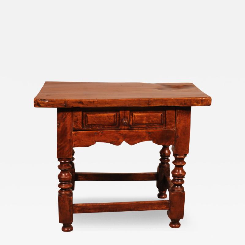Spanish Tocinera Table In Walnut From The 17th Century