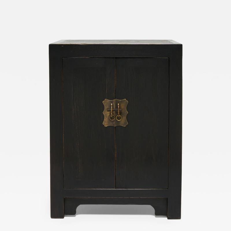 Square Corner Locking Chest
