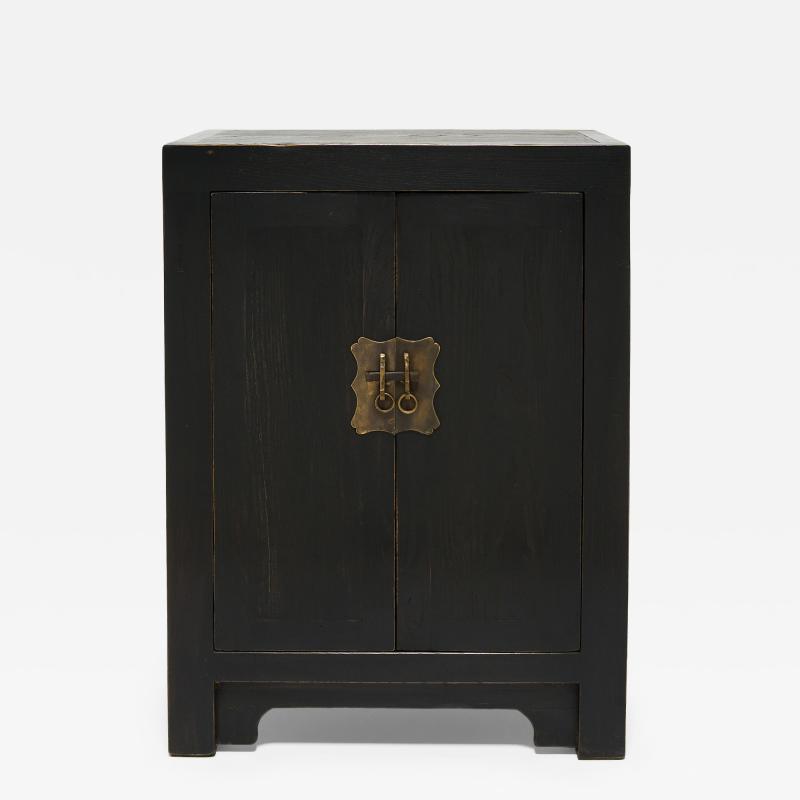 Square Corner Locking Chest
