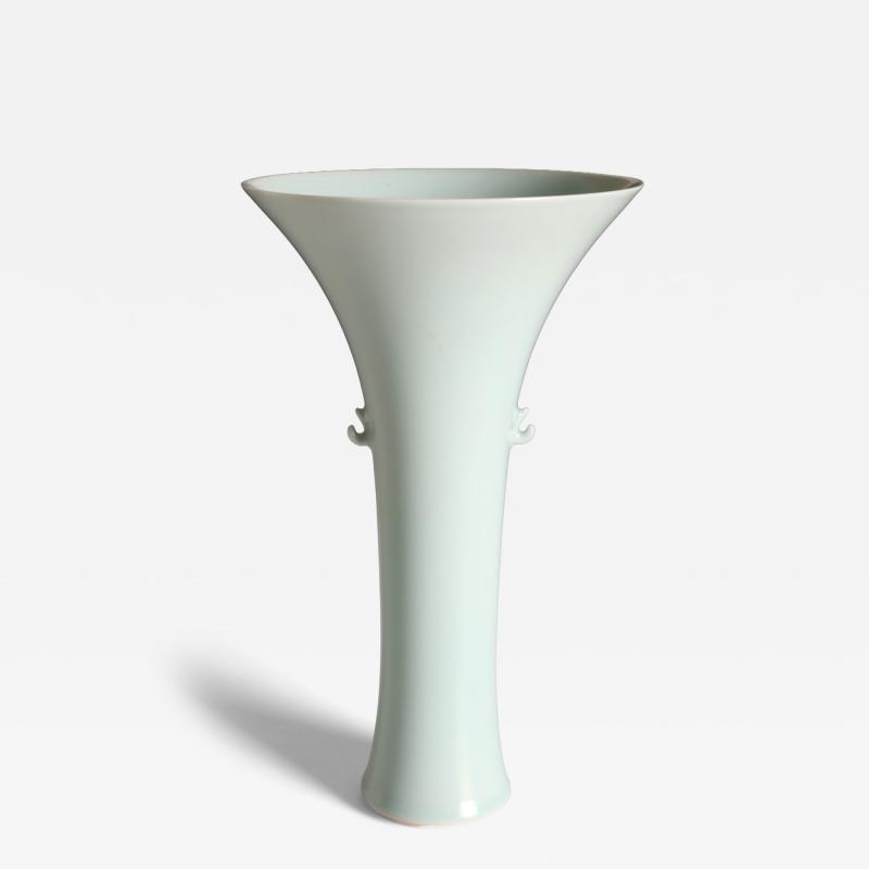 Sueharu Fukami Flower Vase entitled Ritsu Upright 1976
