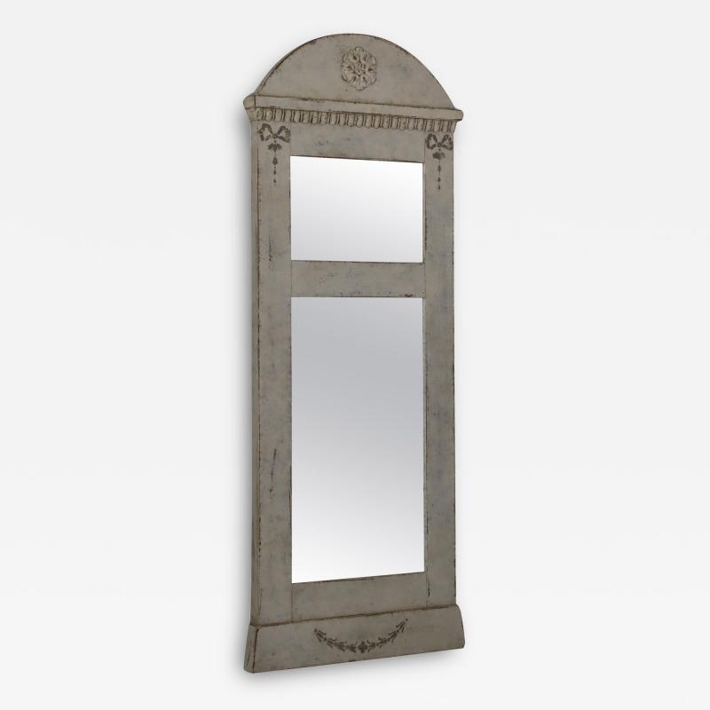 Swedish 1880s Gray Painted Wall Mirror with Carved Rosettes and Ribbons