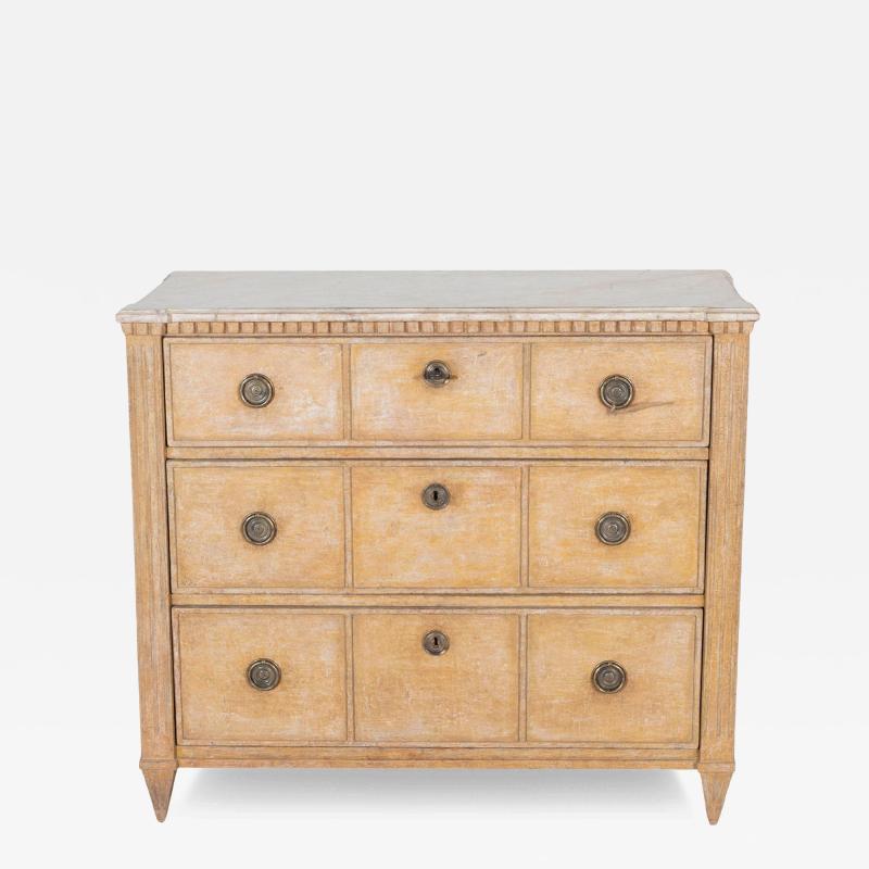 Swedish Gustavian Style Painted Chest of Drawers in Sienna and Antique White Ci