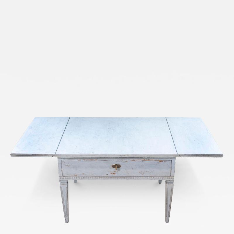 Swedish Gustavian Style Painted Coffee Table with Drop Leaves 20th Century