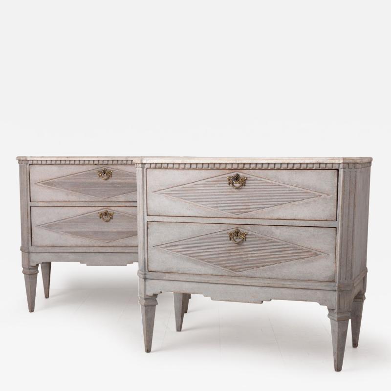 Swedish Gustavian Style Pair of Painted Bedside Commodes with Marbleized Tops