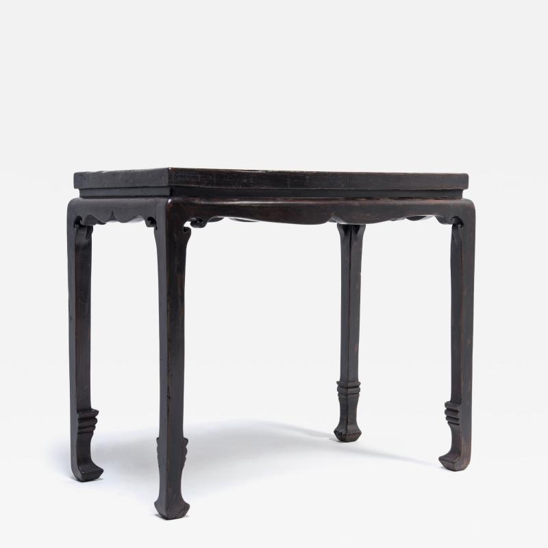 Sword Leg Waisted Offering Table