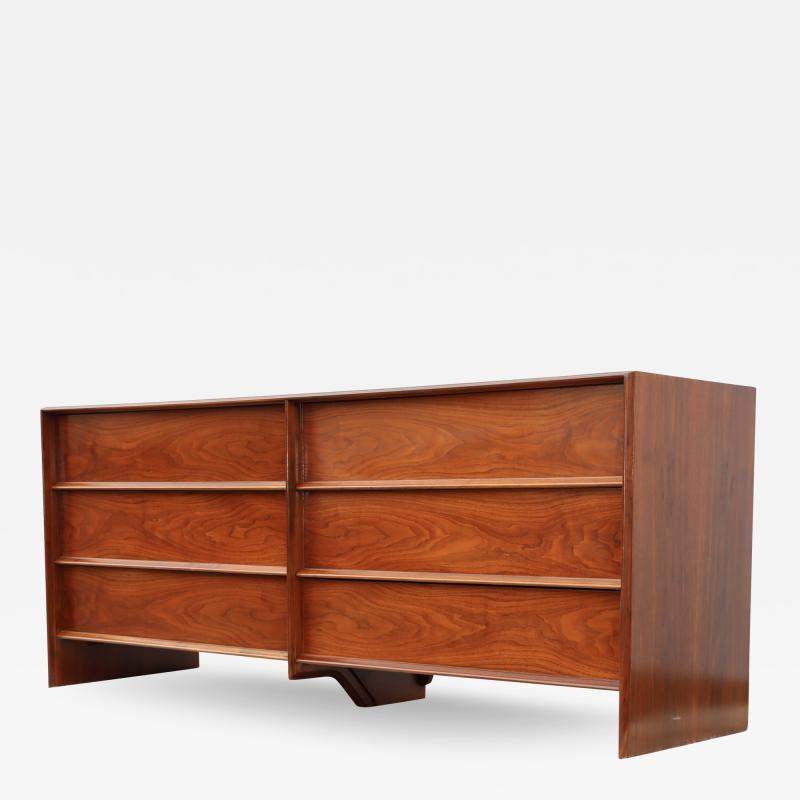 T H Robsjohn Gibbings T H Robsjohn Gibbings For Widdicomb 6 Drawer Walnut Dresser