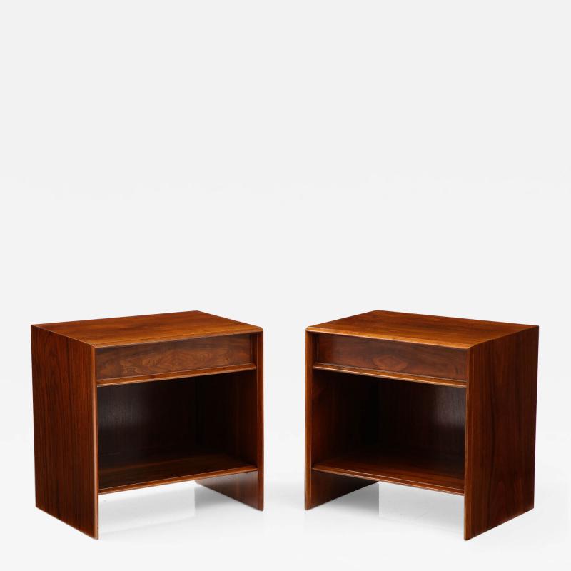 T H Robsjohn Gibbings T H Robsjohn Gibbings For Widdicomb Single Drawer Walnut Night Stands