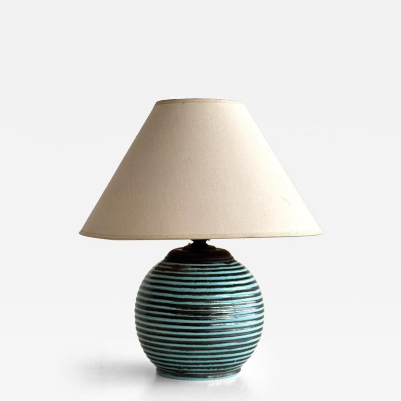 Table lamp