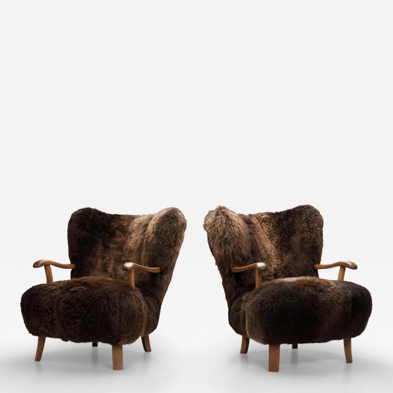 Theo Ruth Theo Ruth Lounge Chairs Upholstered in Brown Sheepskin Netherlands 1960s