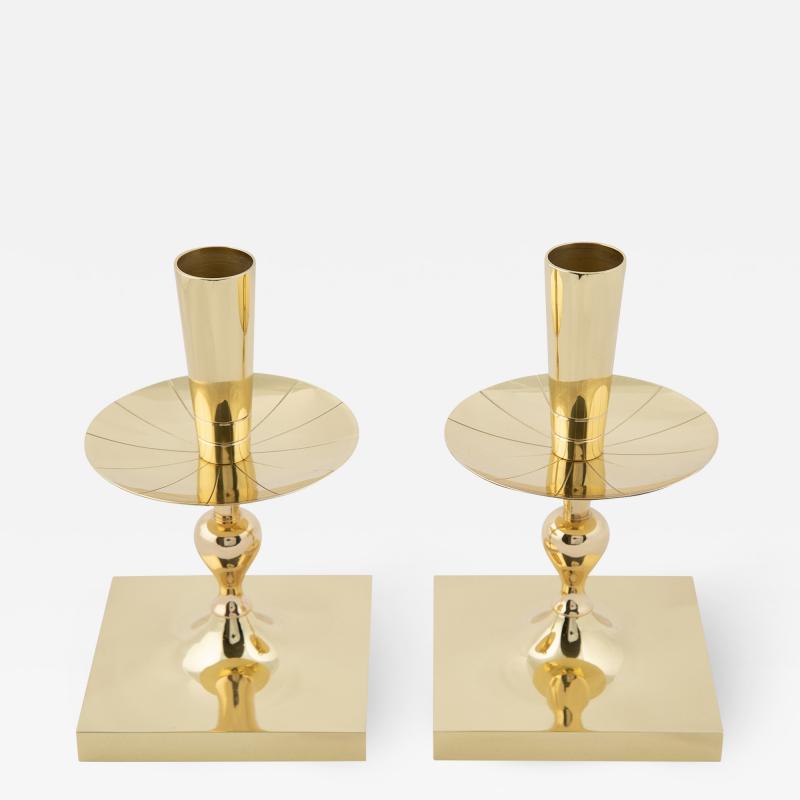 Tommi Parzinger Tommi Parzinger Pair of Elegant Candelabra in Polished Brass 1950s Signed 