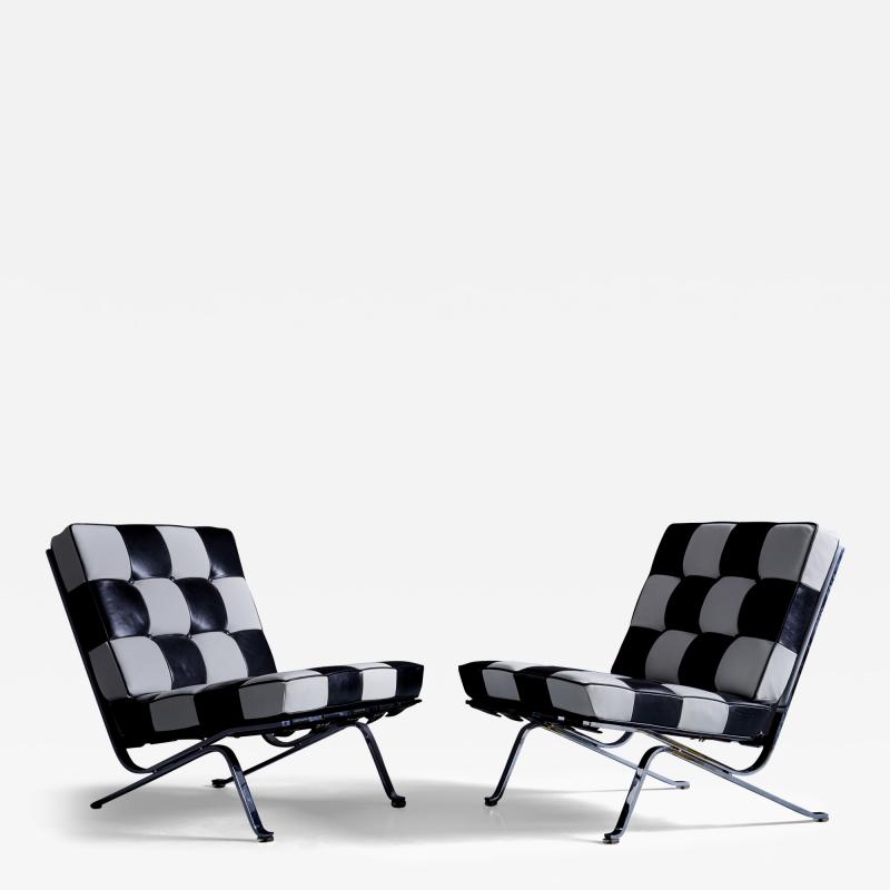 Trix Robert Haussmann Pair of Robert Trix Hausmann RH 301 for DeSede Lounge Chairs 1960s