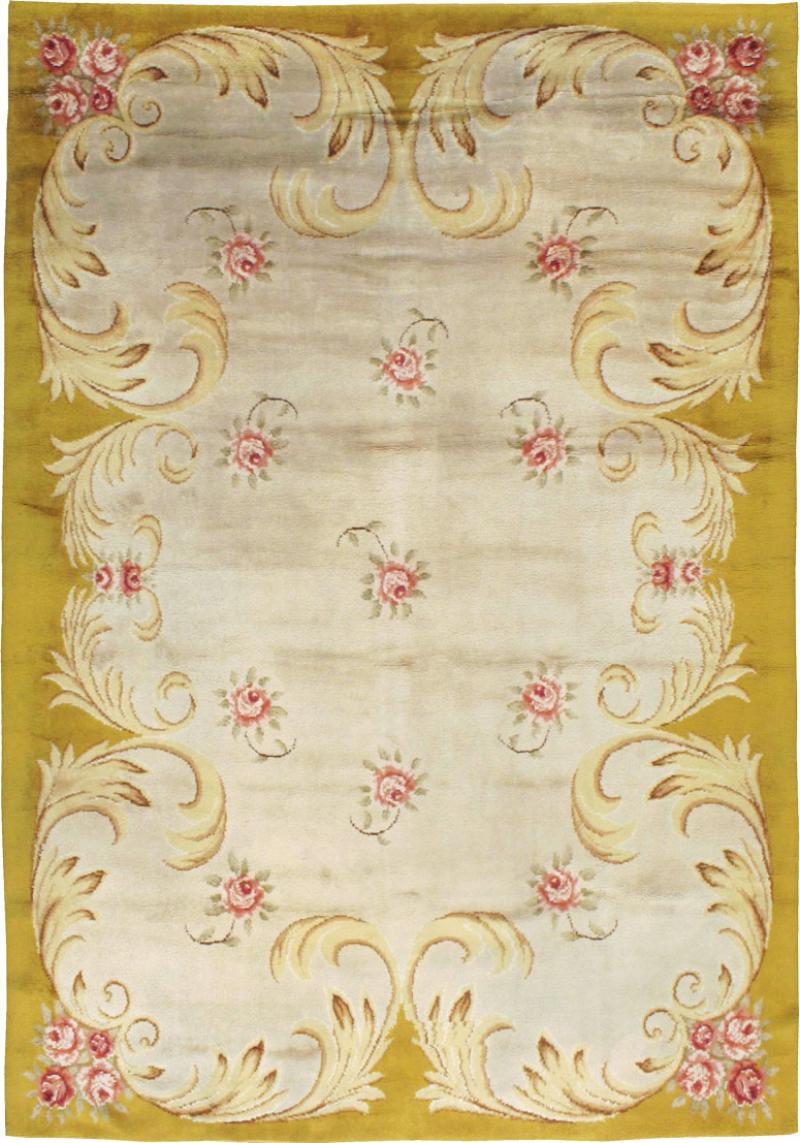 VINTAGE EUROPEAN SAVONNERIE CARPET