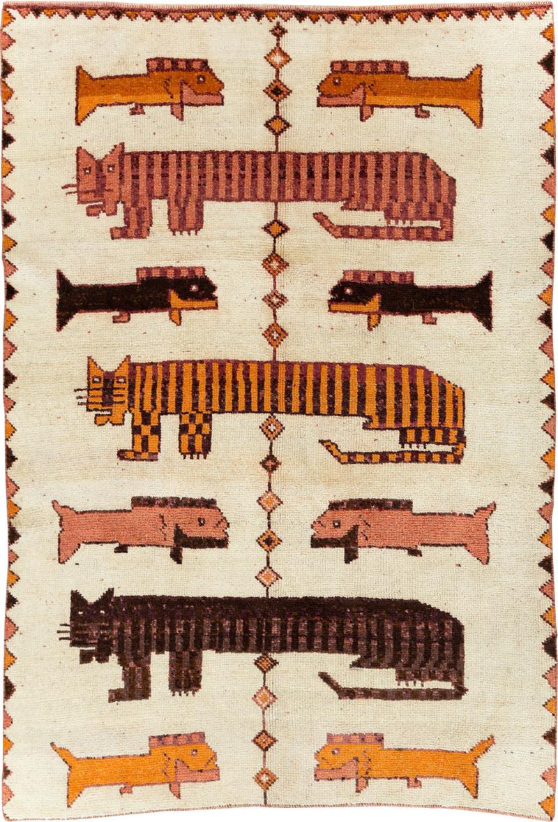 VINTAGE PERSIAN BAKHTIARI PICTORIAL ACCENT RUG