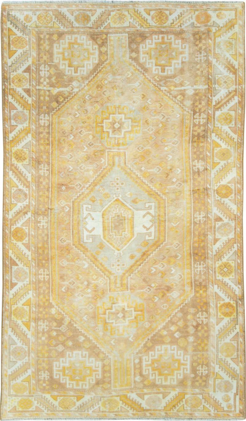 VINTAGE PERSIAN COTTON SHIRAZ RUG