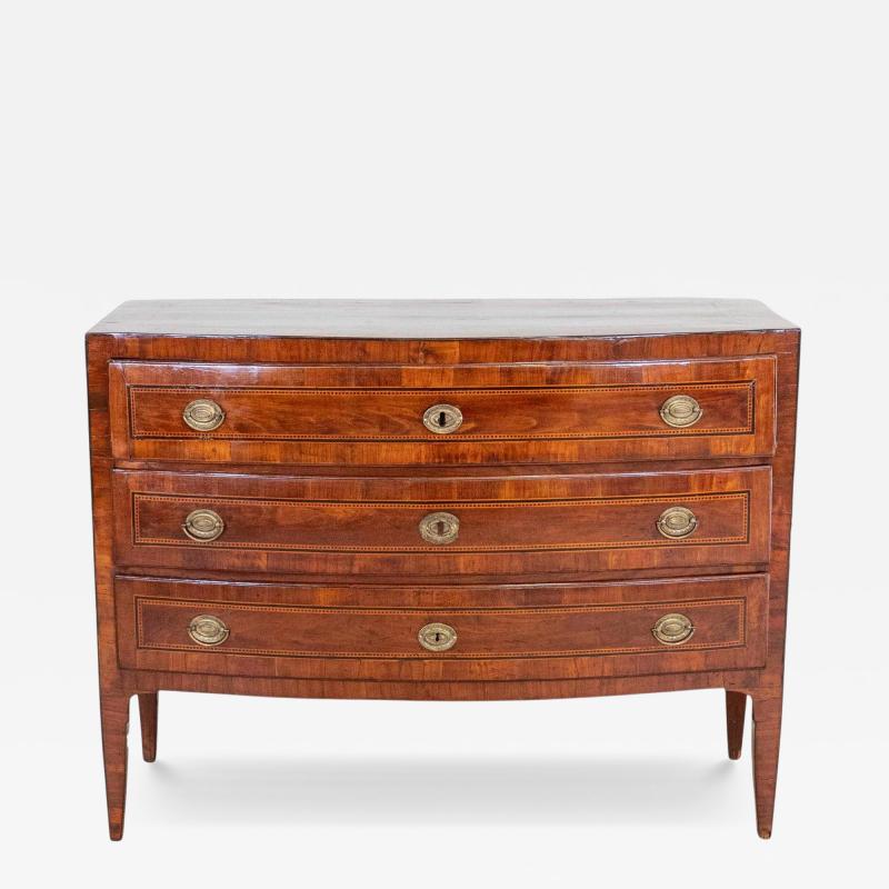 Venetian Louis XVI Leaf Shaped Chest of Drawers Late 18th Century