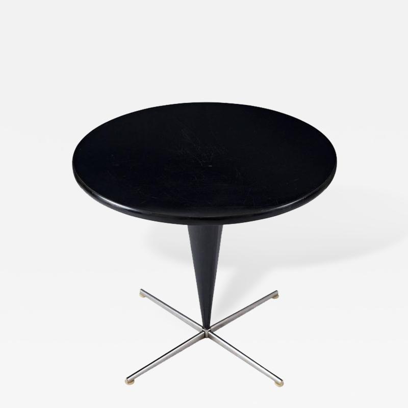 Verner Panton Verner Panton Cone Table