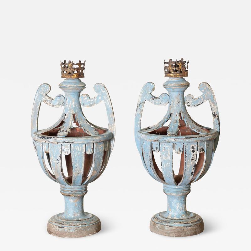 Very rare pair of candlesticks in perforated wood and painted in shades of light