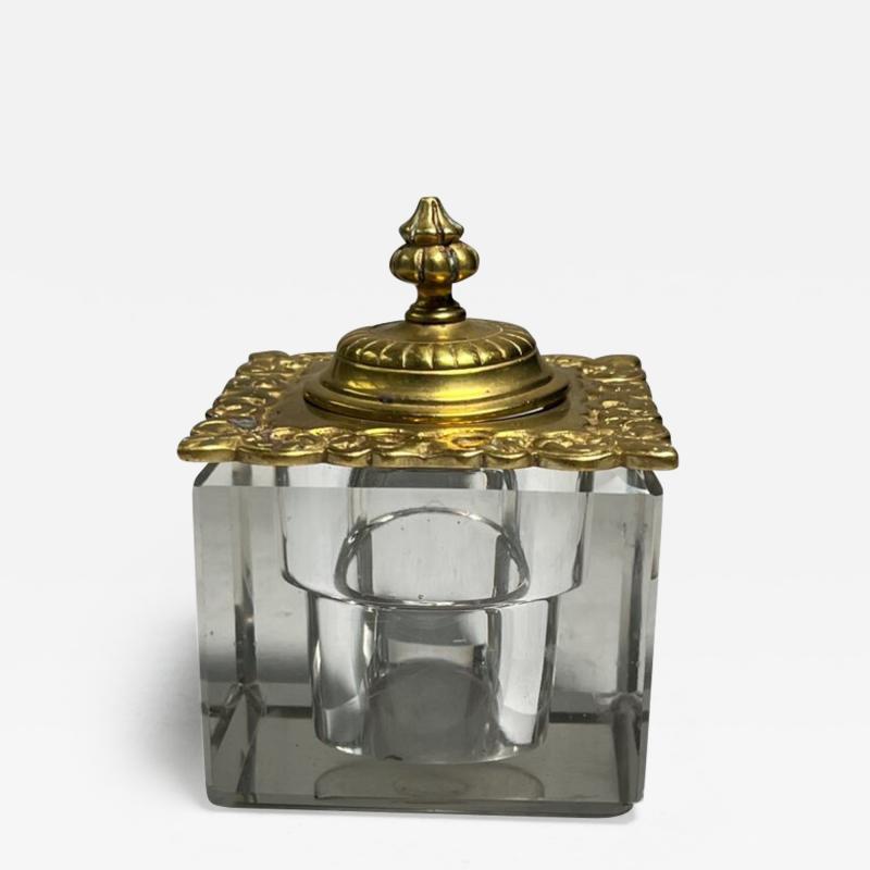 Victorian English Inkwell Paperweight With Brass Finial Hinged Top