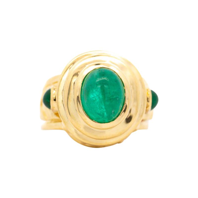 Vintage 3 Carat Cabochon Cut Colombian Emerald Bezel in 20K Yellow Gold Ring