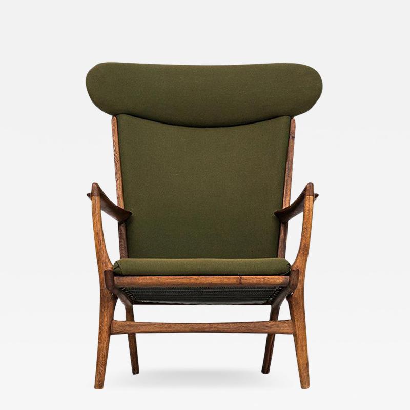 Vintage Hans Wegner AP 15 Lounge Chair in Oak and Mohair