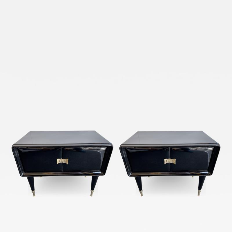 Vittorio Dassi Pair of Lacquered and Brass Nightstands by Vittorio Dassi Italy 1950s