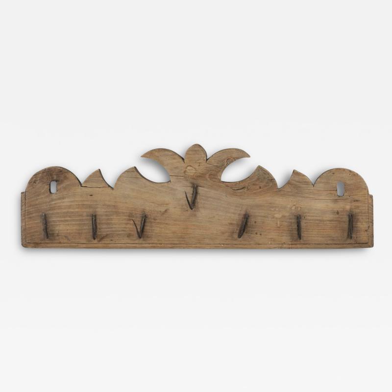 Wall Mounted Wood and Iron Game Hook