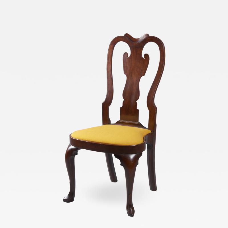 Walnut Queen Anne Balloon Seat Side Chair