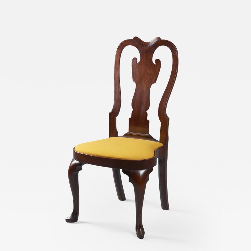 Walnut Queen Anne Balloon Seat Side Chair