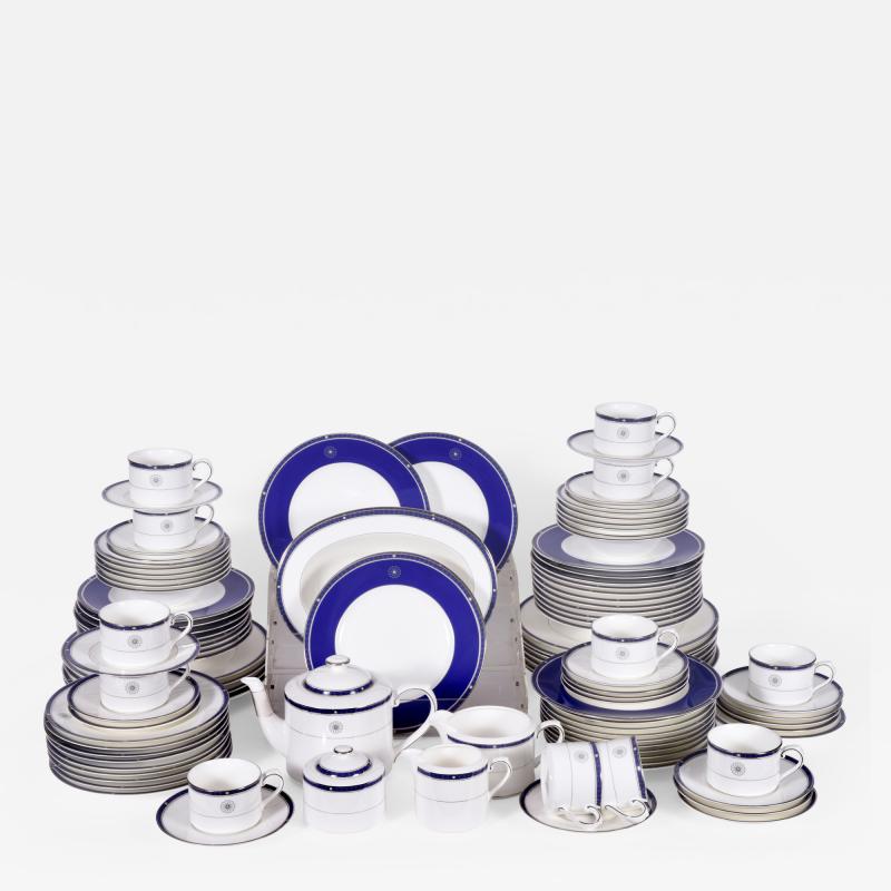 Wedgwood English Porcelain Service For Ten People