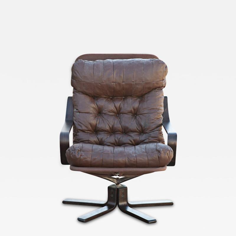 Westnofa Scandinavian Rosewood Leather Lounge Chair