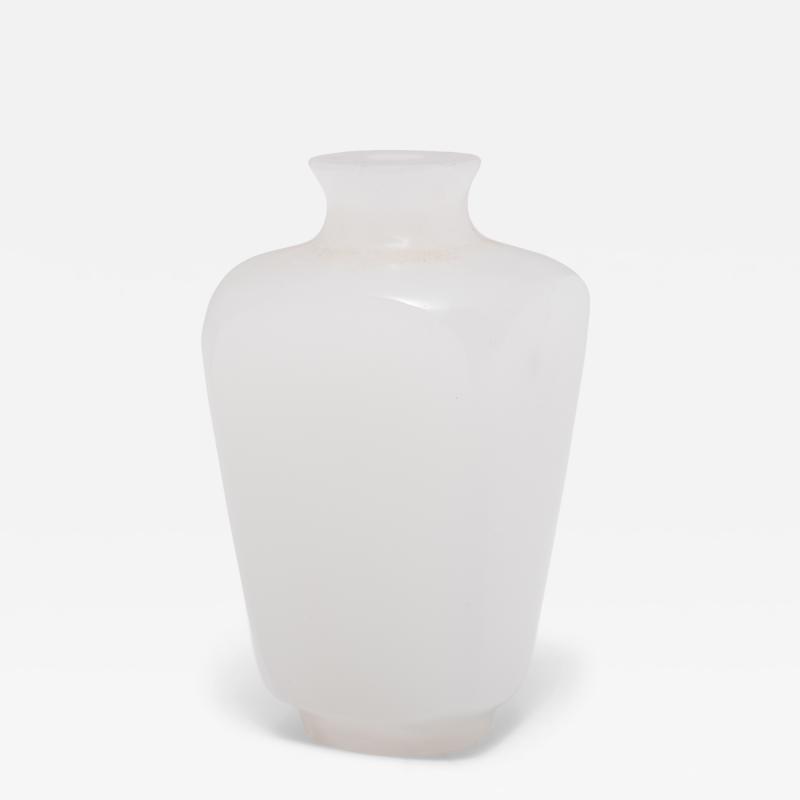 White Agate Snuff Bottle