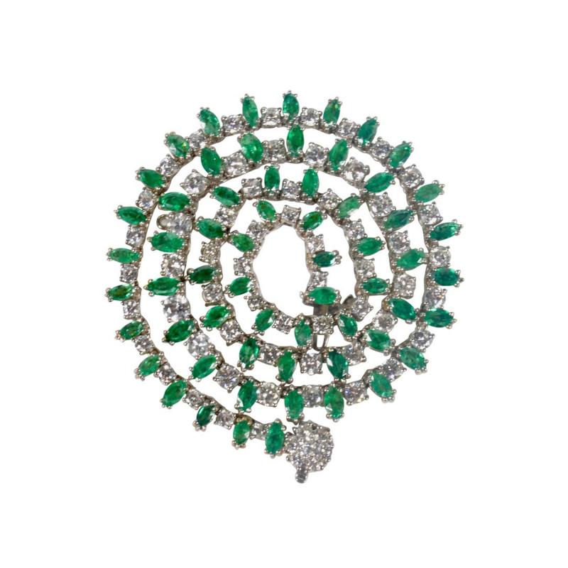 White Gold Diamond and Emerald Riviere Necklace 8 95 Carat