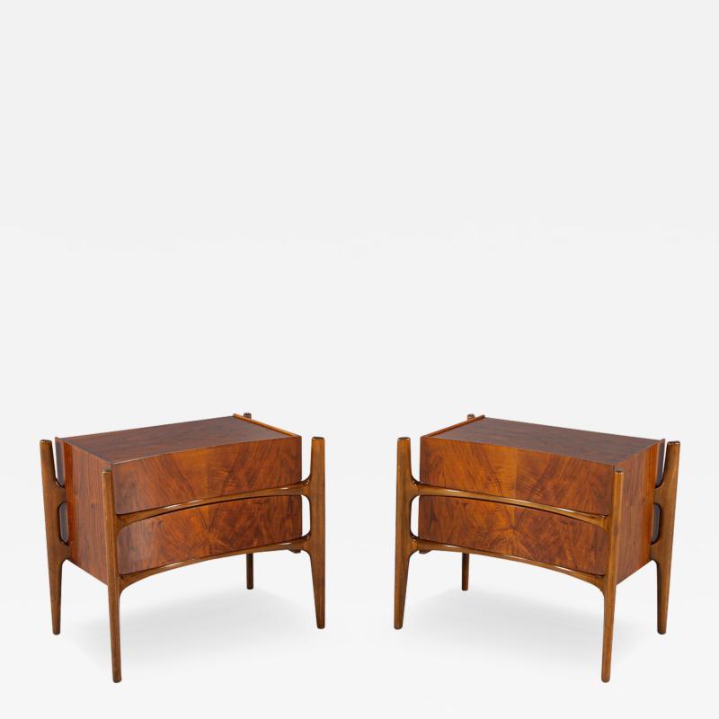 William Hinn Pair of Mid Century Modern Curved Nightstands by William Hinn Circa 1950 s